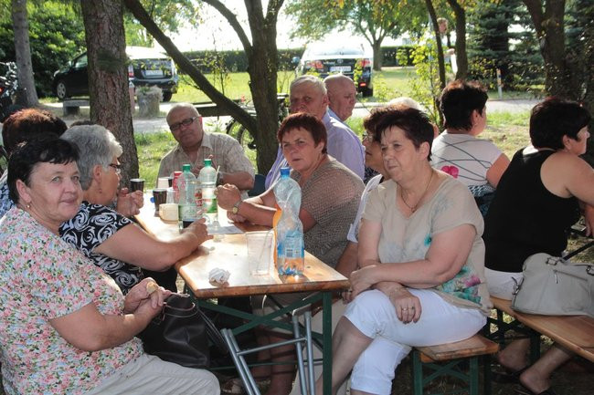 Festyn Seniorów na lotnisku (zdjęcia)