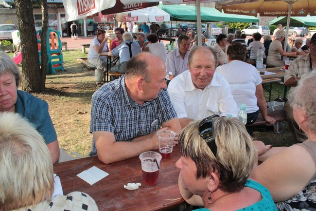 Festyn Seniorów na lotnisku (zdjęcia)