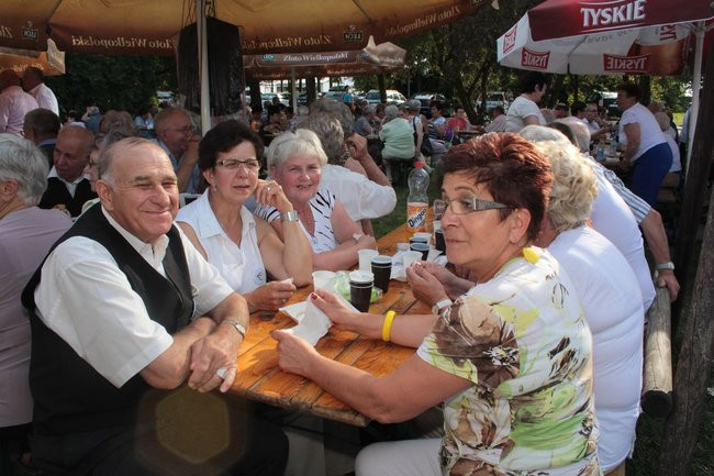 Festyn Seniorów na lotnisku (zdjęcia)