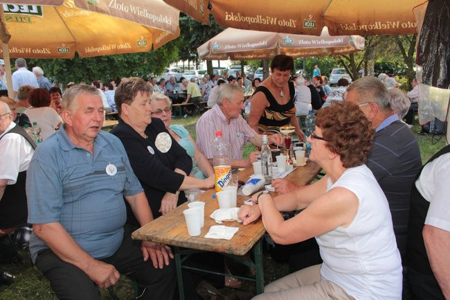 Festyn Seniorów na lotnisku (zdjęcia)