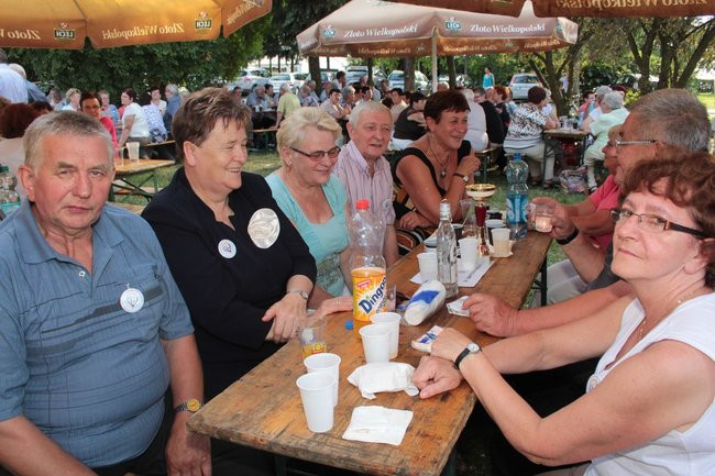 Festyn Seniorów na lotnisku (zdjęcia)