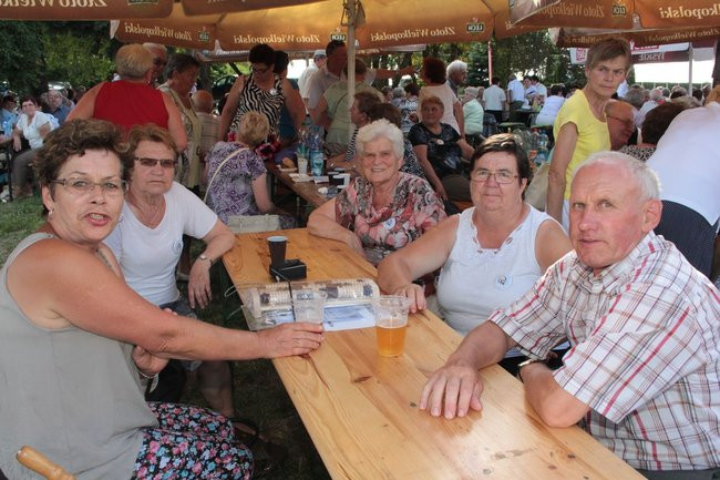 Festyn Seniorów na lotnisku (zdjęcia)