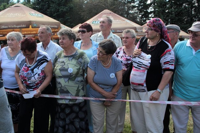 Festyn Seniorów na lotnisku (zdjęcia)