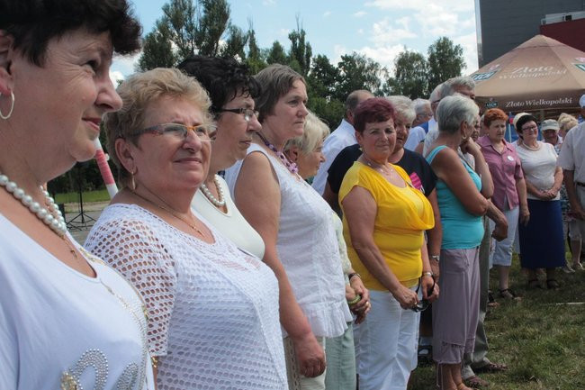 Festyn Seniorów na lotnisku (zdjęcia)