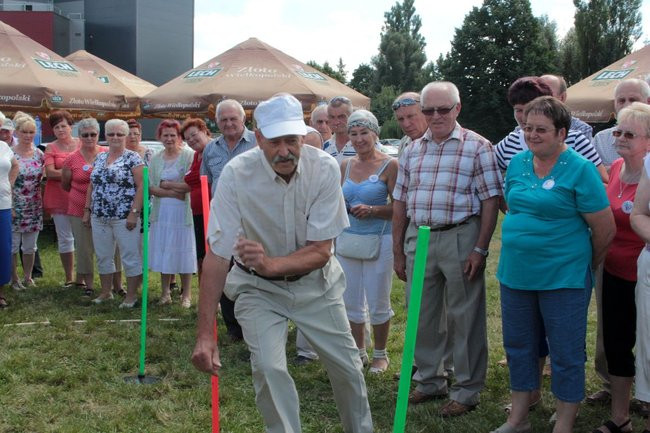 Festyn Seniorów na lotnisku (zdjęcia)
