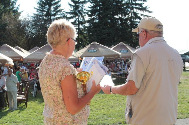 Festyn Seniorów na lotnisku (zdjęcia)