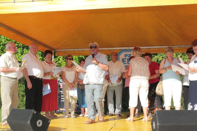 Festyn Seniorów na lotnisku (zdjęcia)