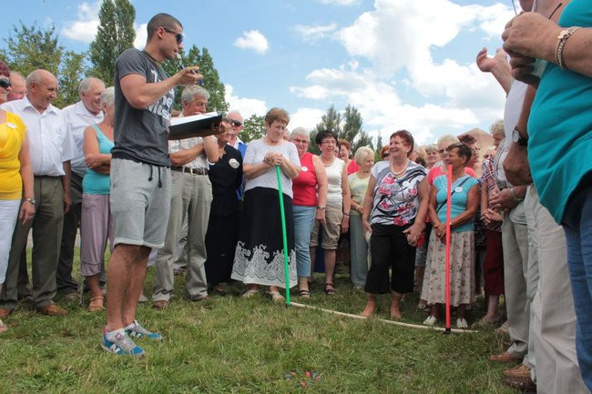 Festyn Seniorów na lotnisku (zdjęcia)