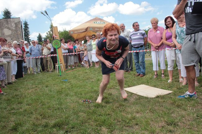 Festyn Seniorów na lotnisku (zdjęcia)
