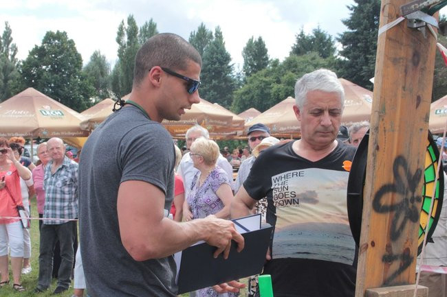 Festyn Seniorów na lotnisku (zdjęcia)