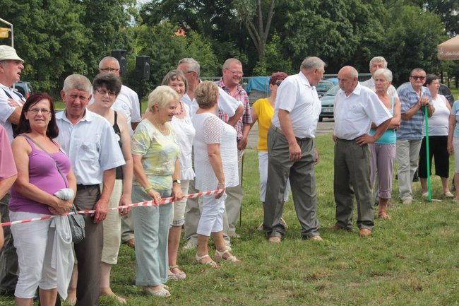 Festyn Seniorów na lotnisku (zdjęcia)