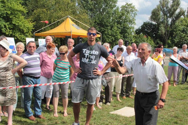 Festyn Seniorów na lotnisku (zdjęcia)