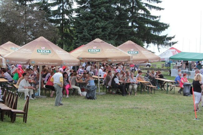 Festyn Seniorów na lotnisku (zdjęcia)