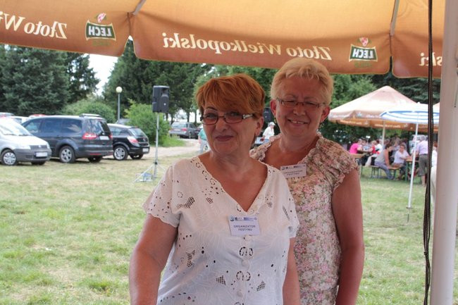 Festyn Seniorów na lotnisku (zdjęcia)