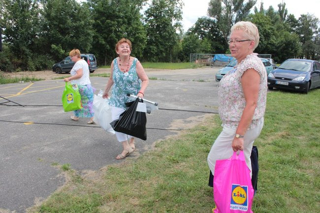 Festyn Seniorów na lotnisku (zdjęcia)