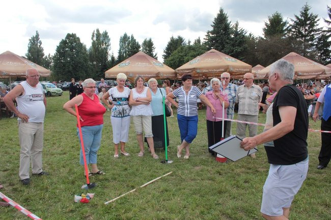 Festyn Seniorów na lotnisku (zdjęcia)