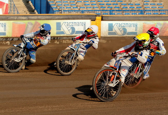 Unia wysoko wygrała z Wybrzeżem (zdjęcia)