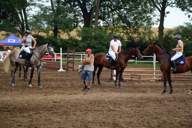 Konne popisy w Jeziorkach (dźwięk i zdjęcia)