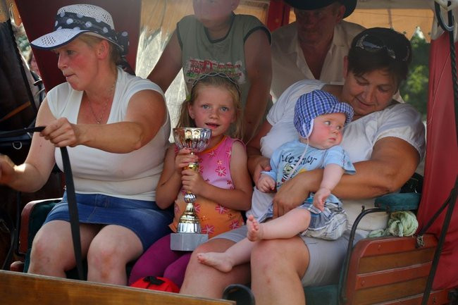 Konne popisy w Jeziorkach (dźwięk i zdjęcia)