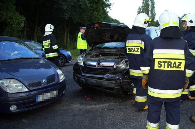Zawiniła kierująca peugeotem? (zdjęcia)