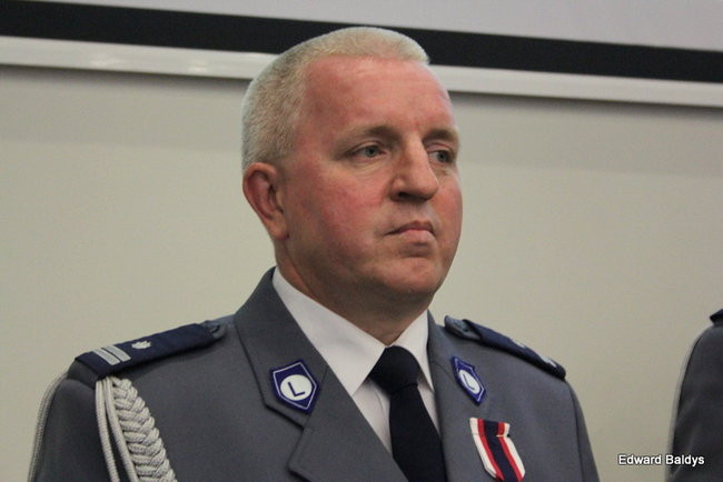 Awanse i odznaczenia dla policjantów ( zdjęcia)