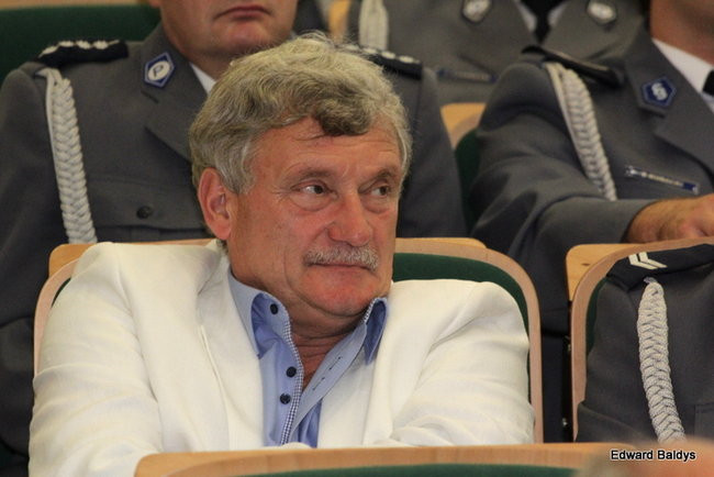 Awanse i odznaczenia dla policjantów ( zdjęcia)