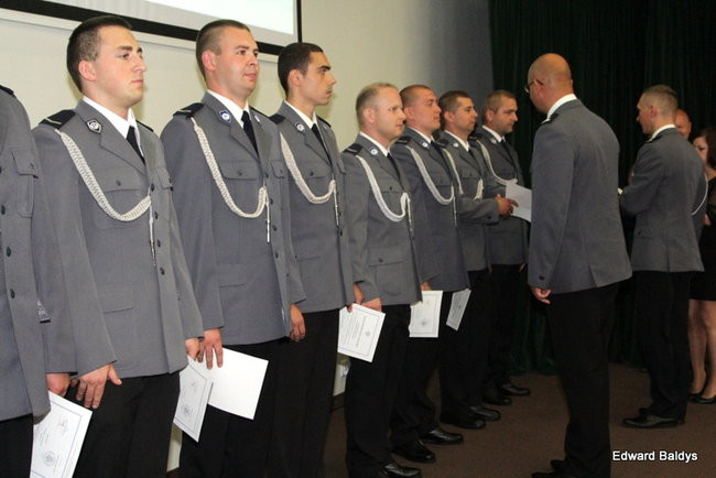 Awanse i odznaczenia dla policjantów ( zdjęcia)
