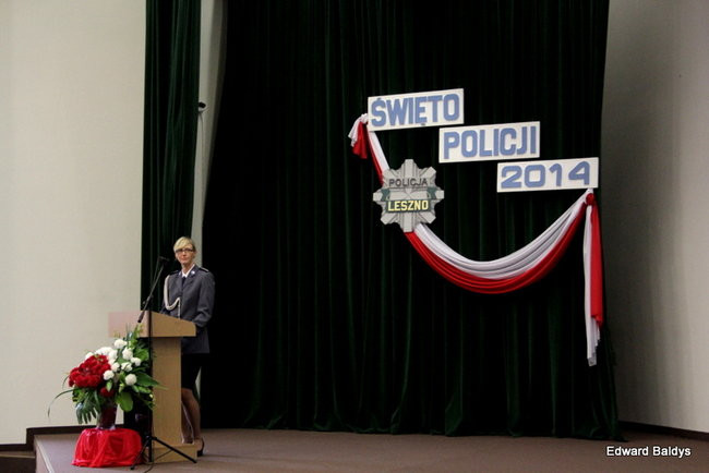 Awanse i odznaczenia dla policjantów ( zdjęcia)