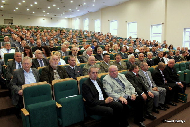 Awanse i odznaczenia dla policjantów ( zdjęcia)