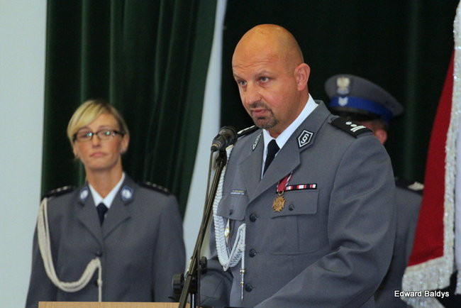 Awanse i odznaczenia dla policjantów ( zdjęcia)