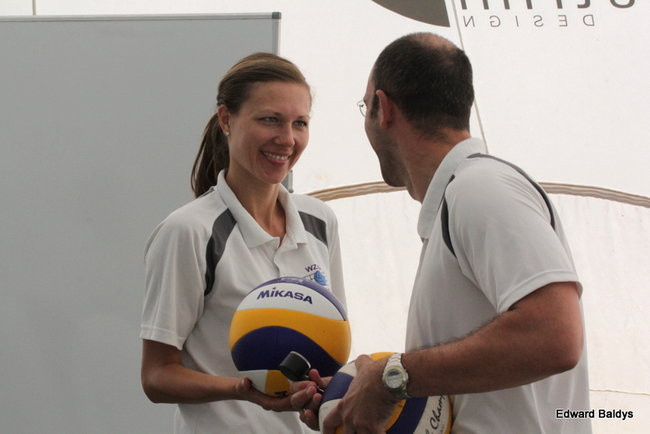 Zacięta walka zamiast plażowania (zdjęcia)