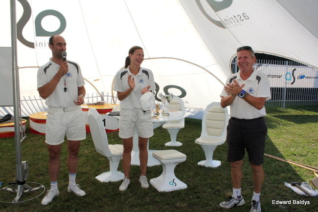 Zacięta walka zamiast plażowania (zdjęcia)