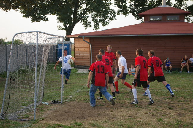 Kawalerowie - Żonaci 4:1 (zdjęcia)