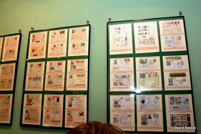 Szybowce i balony na znaczkach (zdjęcia)