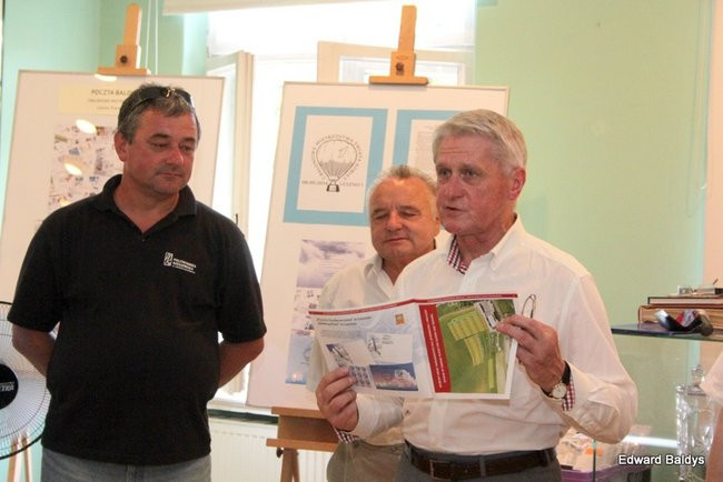 Szybowce i balony na znaczkach (zdjęcia)