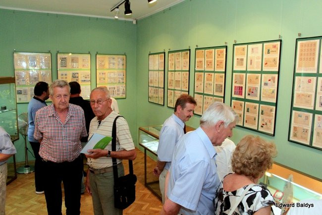 Szybowce i balony na znaczkach (zdjęcia)