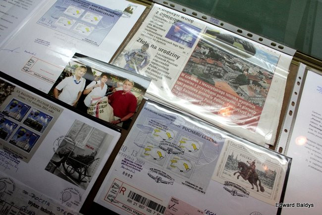 Szybowce i balony na znaczkach (zdjęcia)