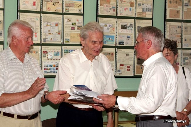 Szybowce i balony na znaczkach (zdjęcia)