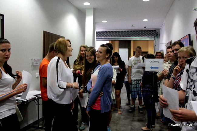 Chcą zagrać w serialu i przeżyć coś ciekawego