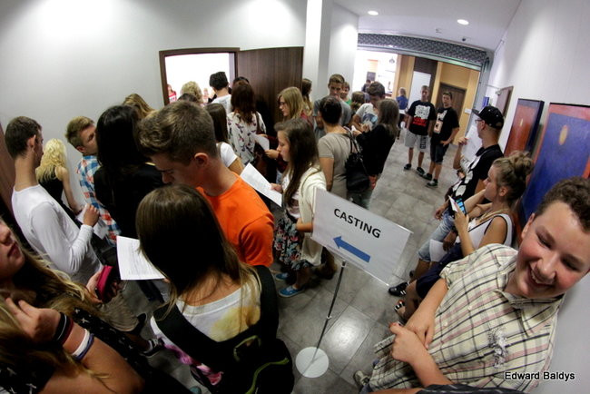 Chcą zagrać w serialu i przeżyć coś ciekawego