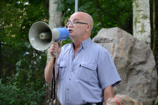 Race pod pomnikiem (zdjęcia)