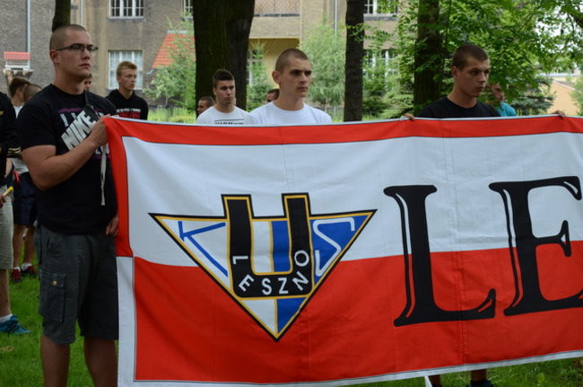 Race pod pomnikiem (zdjęcia)