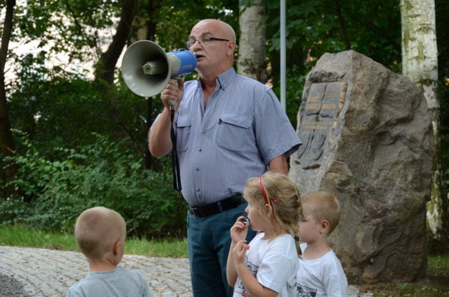 Race pod pomnikiem (zdjęcia)