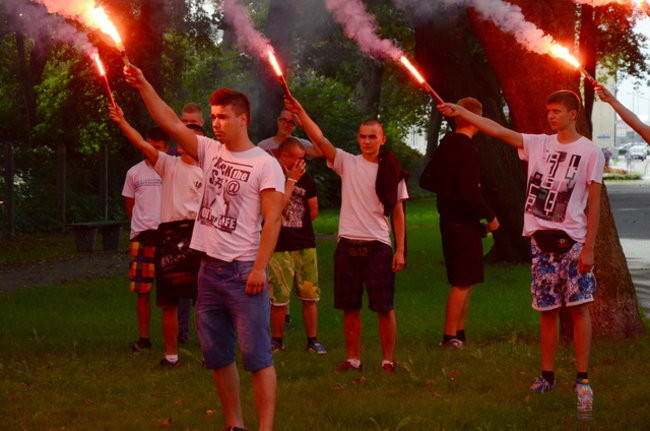 Race pod pomnikiem (zdjęcia)