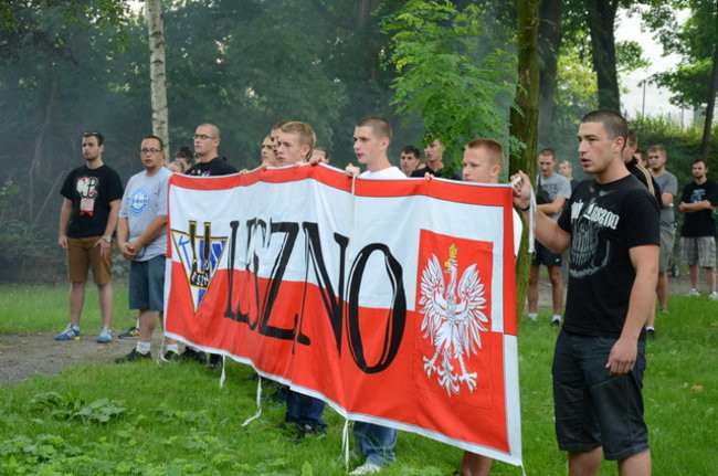 Race pod pomnikiem (zdjęcia)