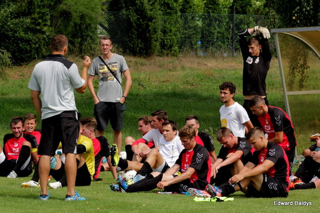 Porażka w sparingu (zdjęcia)