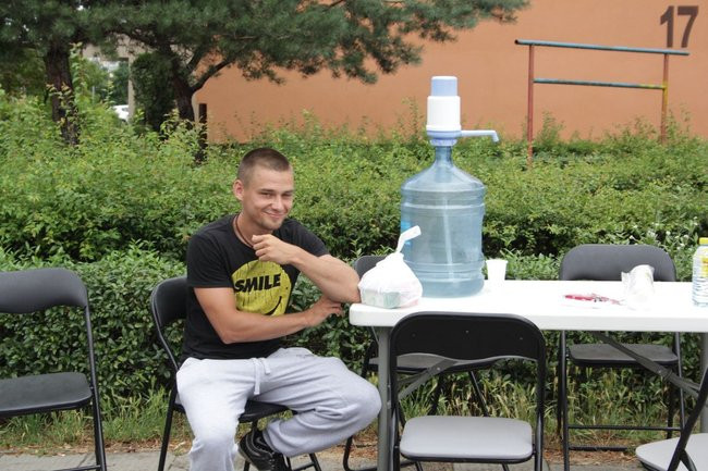 Pomagają Mateuszowi (zdjęcia)