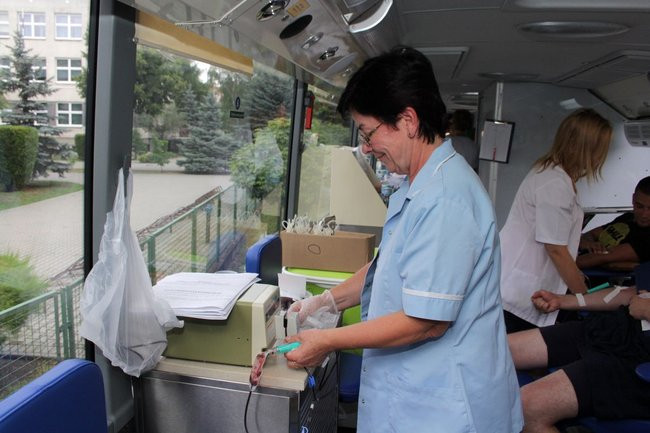 Pomagają Mateuszowi (zdjęcia)