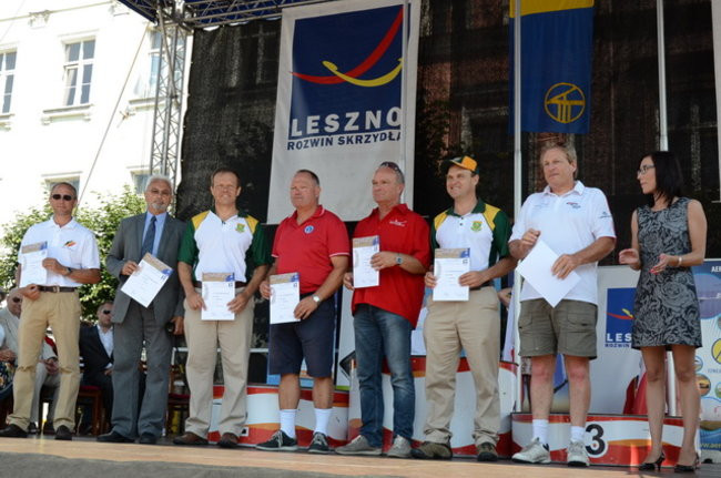 Mazurek zabrzmiał dwukrotnie (zdjęcia )