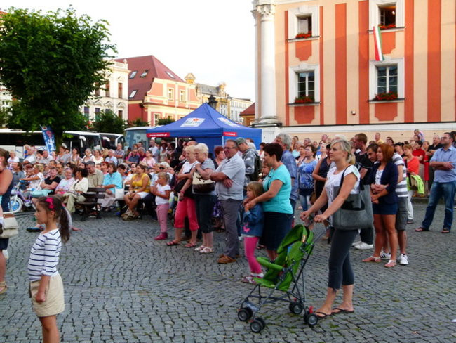 Światowy folklor na  rynku